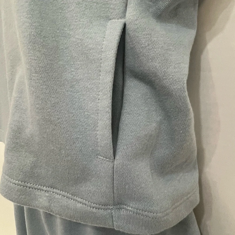 Under Armour Kids Matching Set in Light Gray NEW